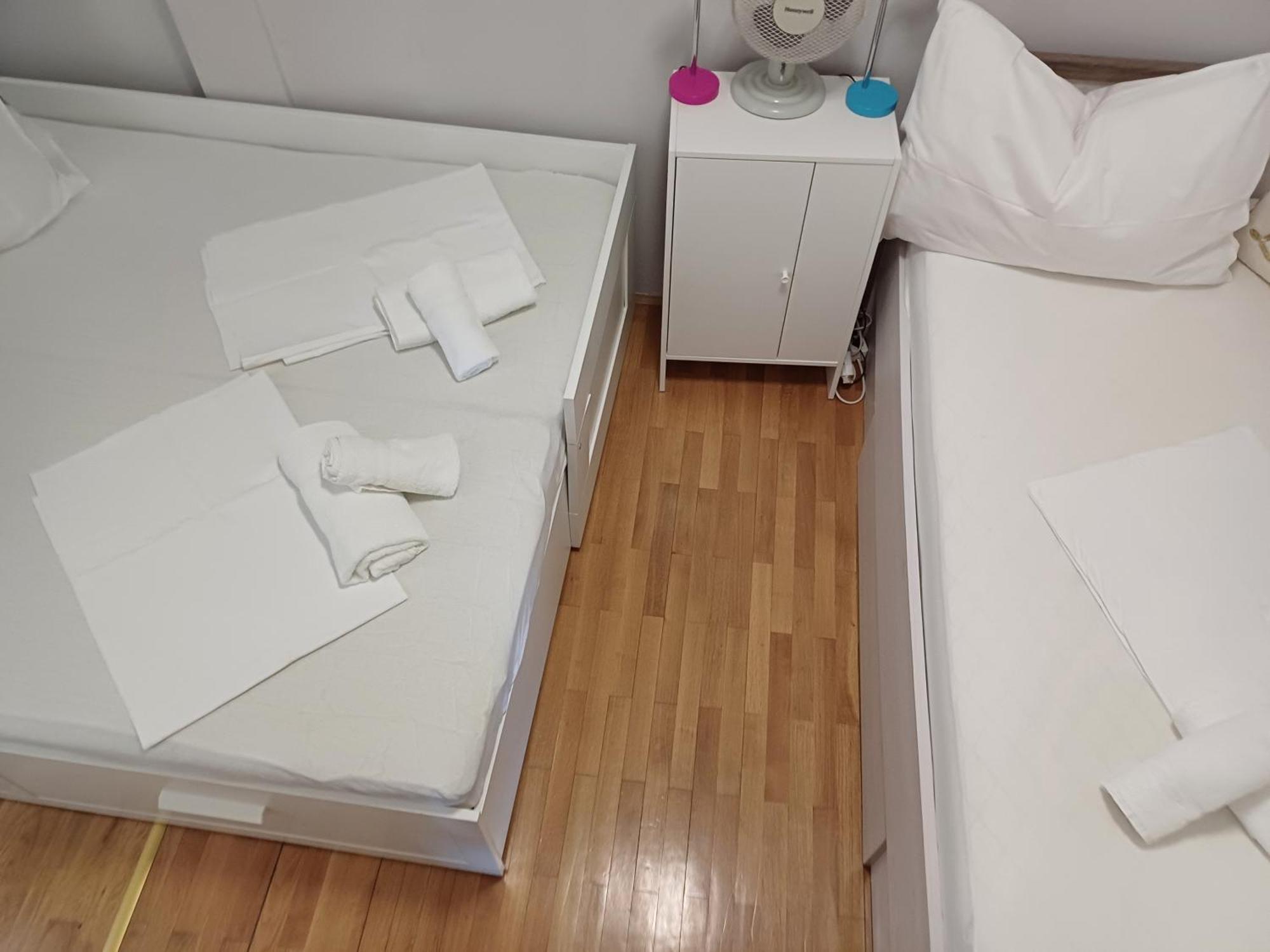 Apartman Laura Galileo Blizu Centra I Plaze Makarska Ngoại thất bức ảnh